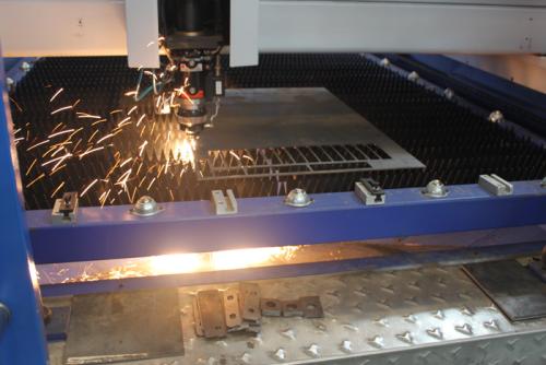 數(shù)控火焰切割機(jī)在使用前應(yīng)該做好哪些準(zhǔn)備工作？